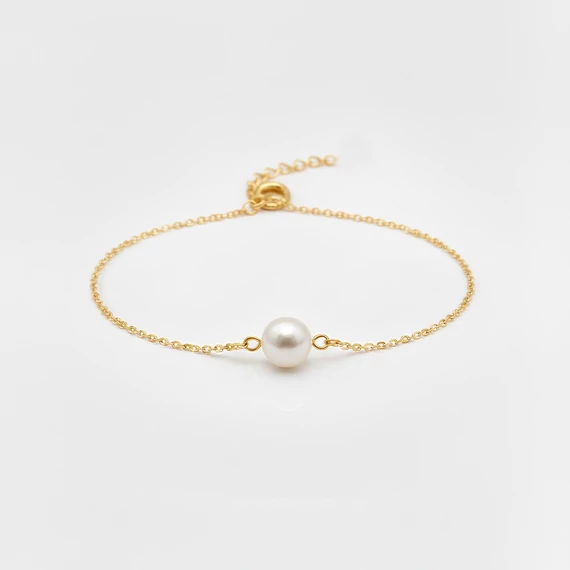 Quartet Pearl - Fehér tenyésztett gyöngy karkötő, arany színű