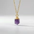 Kép 1/2 - A modell a Raw Gems ametiszt nyakláncot viseli